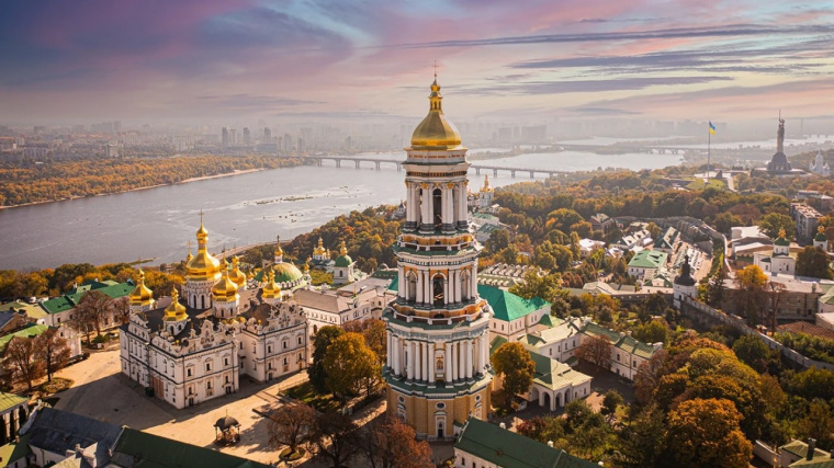 Захват Киево-Печерской лавры украинскими властями привел к резкому падению посещаемости святыни
