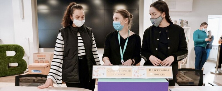 Москвичи собрали более двух тонн продуктов для беженцев из Донбасса
