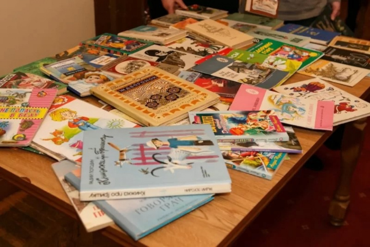Хозяйка книжного магазина обвинила власти Латвии в дискриминации русскоязычных жителей страны