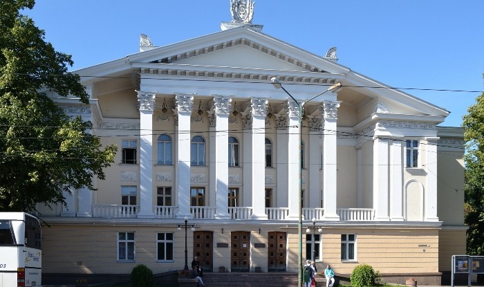 М.В.Захарова ответила на вопрос СМИ в связи с упразднением Центра русской культуры в Таллине
