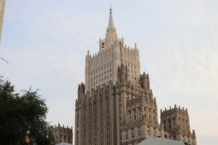 МИД: в США связь с Россией может стать поводом для физического насилия