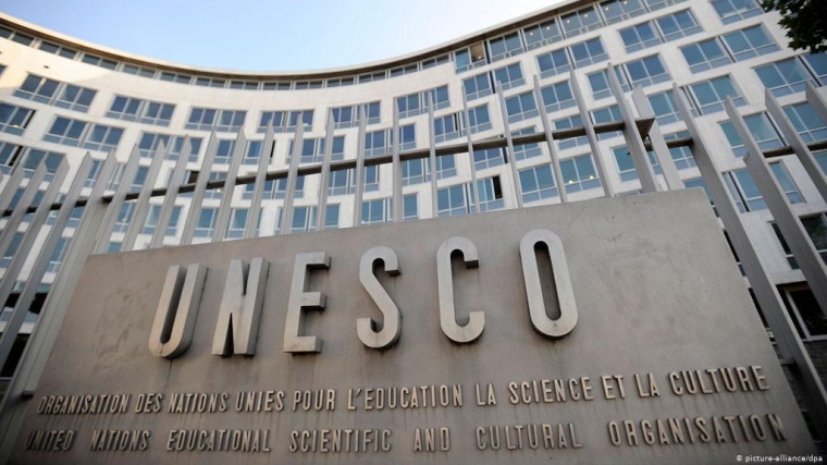 Постпредство России при ЮНЕСКО прокомментировало снос памятников на Украине и в Прибалтике