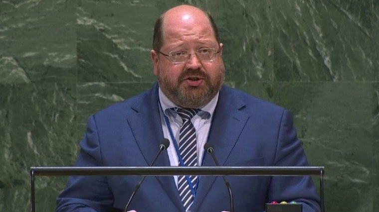 МИД РФ: беженцы из Украины нападали на граждан стран Балтии из-за русского языка