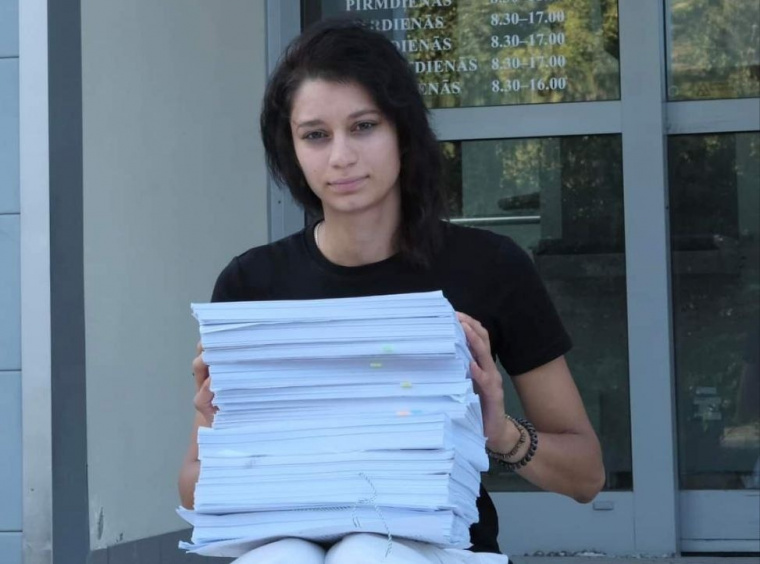 В Латвии начался судебный процесс над правозащитницей Татьяной Андриец