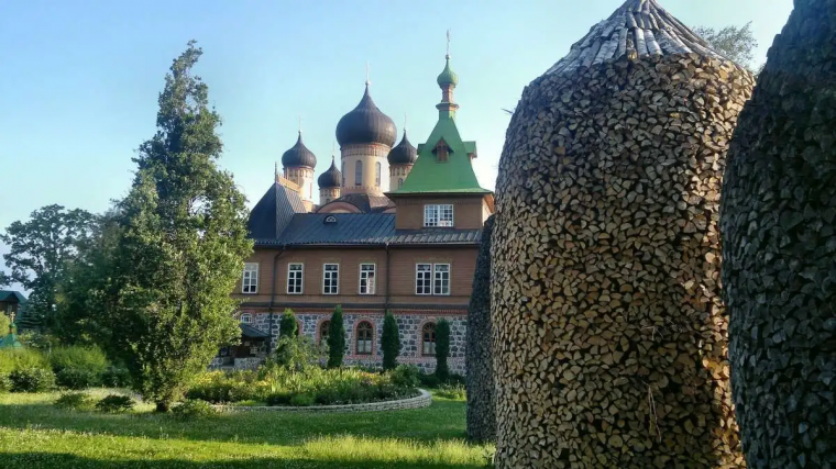 Эстонская православная христианская церковь подала жалобы в ЕСПЧ из-за закона о церквях 