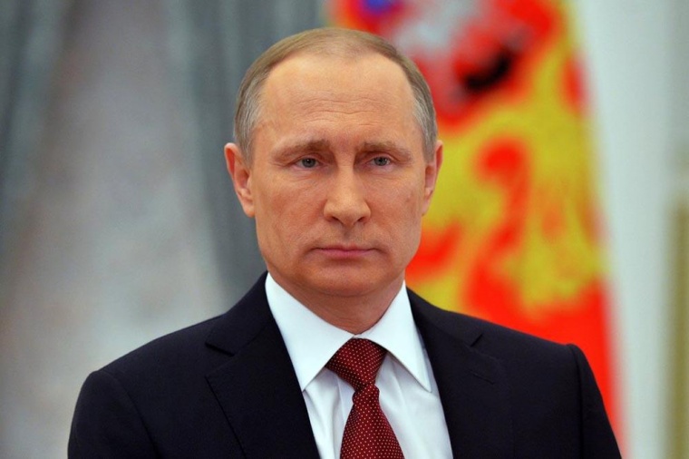 Владимир Путин подписал закон о санкциях за цензуру против российских СМИ