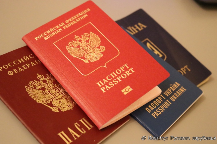 Более 800 тыс. жителей Донбасса получили российское гражданство в упрощенном порядке