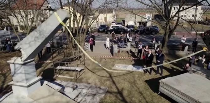 В Польше снесли обелиск в честь красноармейцев, освобождавших страну от нацистских захватчиков