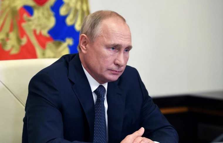 Владимир Путин внес в Госдуму законопроект о гражданстве РФ