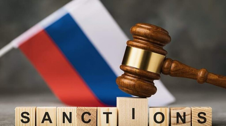 Сейм Литвы принял в первом чтении предложение продлить на год санкции для россиян и белорусов