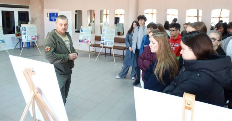 Презентация выставки фотографий и документов «Из безвестности в бессмертие» прошла в молдавском Басарабяске