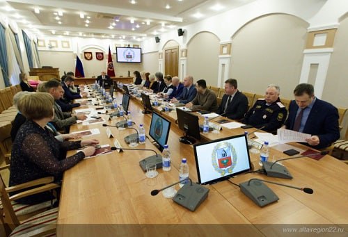В 2022 году на Алтае было проведено 42 мероприятия с соотечественниками